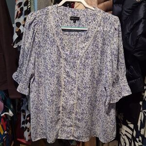 Jones New York Blue and White Patterned Blouse